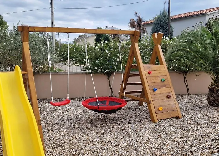 Villa Lukas&Ana S Bazenom,Djecjim Igralistem