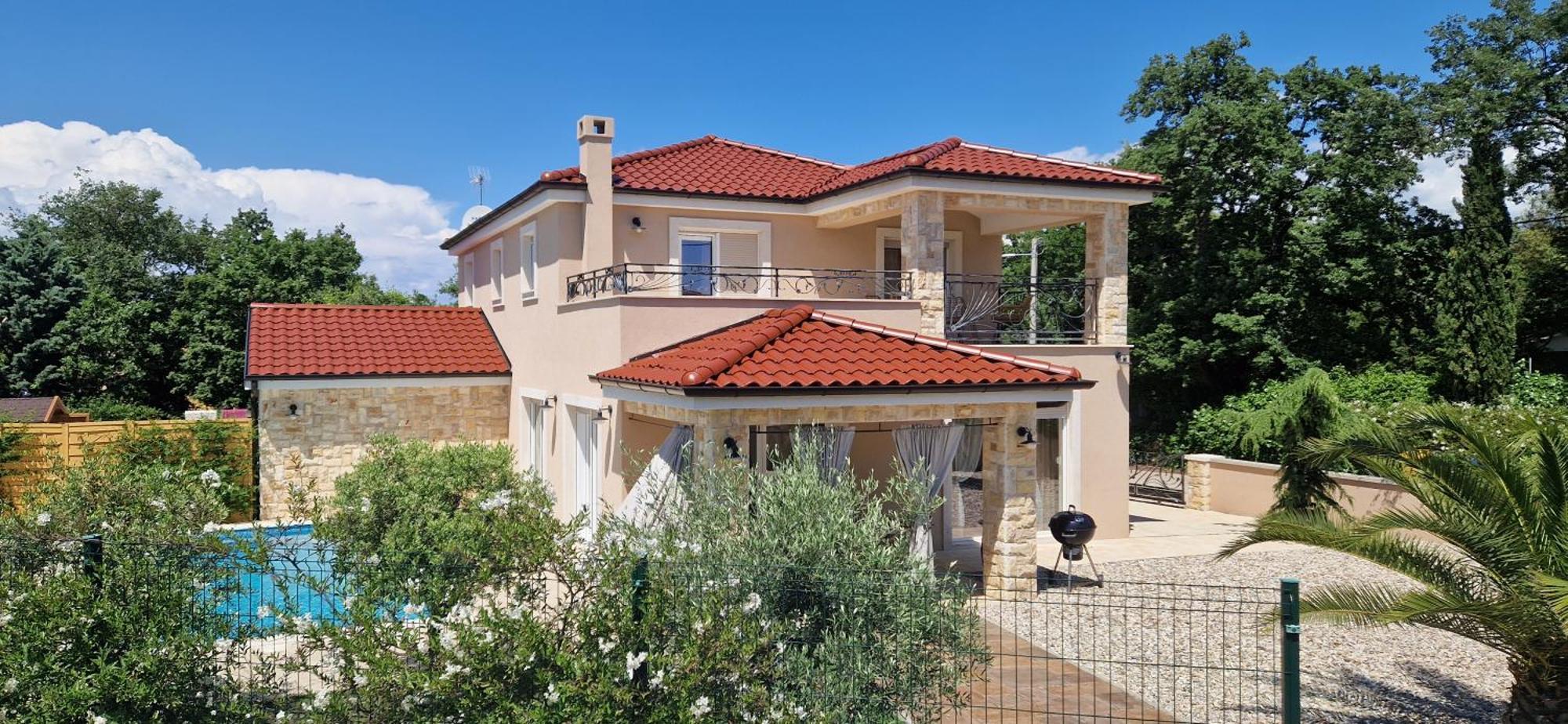 Villa Lukas&ana S Bazenom,djecjim Igralistem Pinezici (Krk)